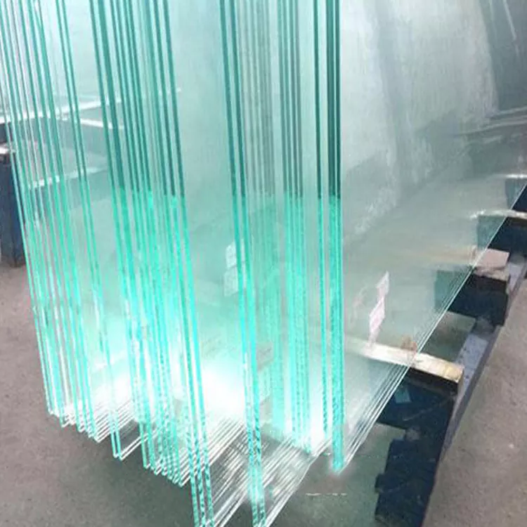 شیشه فوق العاده شفاف